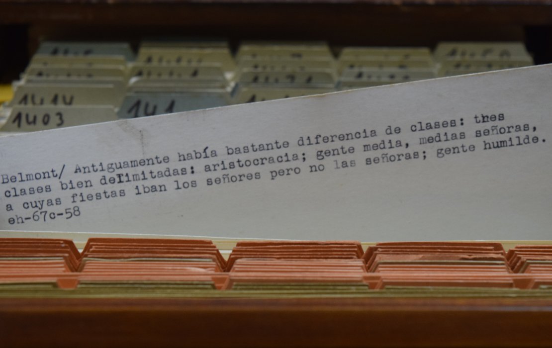 Imagen del archivo Esther Hermitte